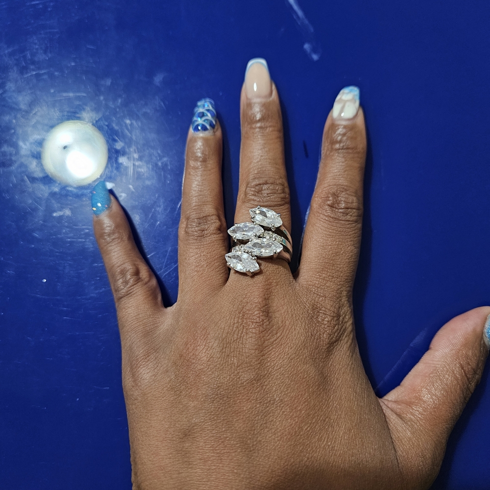 Elegant Silver Marquise Ring